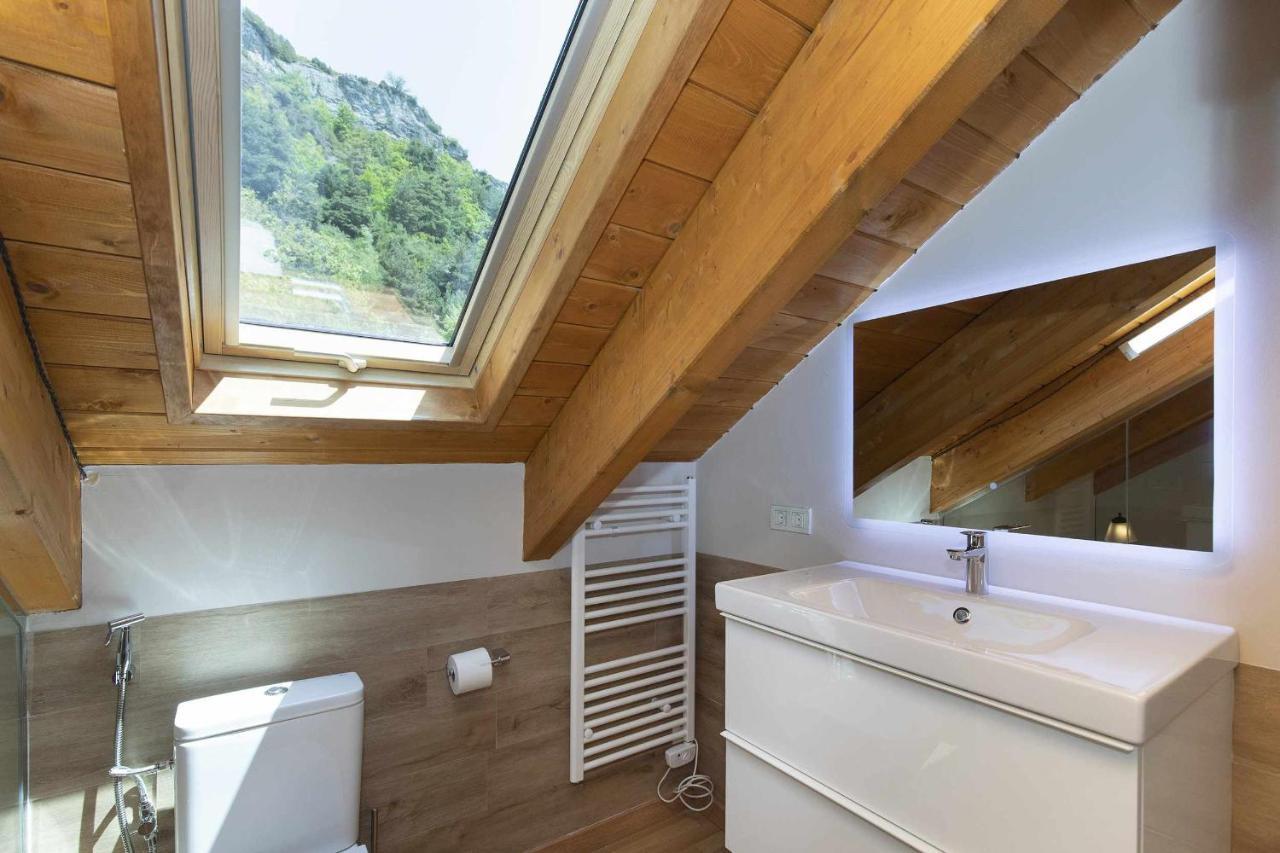 Refugio Del Roble By Bevalle Apartment Panticosa